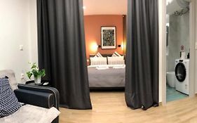 Smart Modern Apartment
